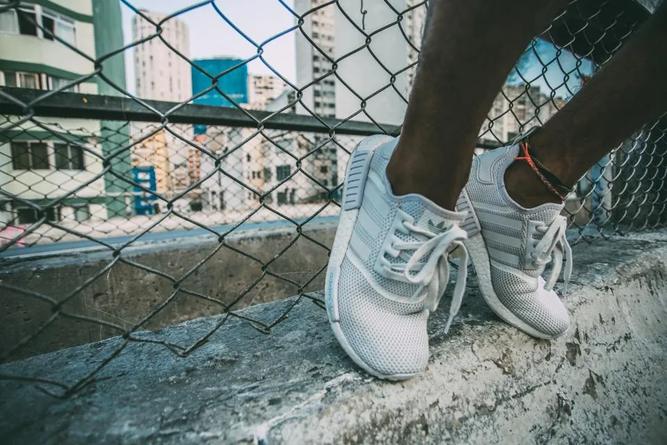 Retro Runner Sneaker — Navy (EU 43) — photo 2